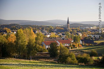 Stadtansicht (Münchberg, Fichtelgebirge) Kein Modellrelease vorhanden. Es wird grundsaetzlich keine Einholung von Persoenlichkeits-, Kunst- oder Markenrechten zugesichert, es sei denn, dies ist hier in der Bildbeschriftung ausdruecklich vermerkt. Die Einholung dieser Rechte obliegt dem Nutzer.